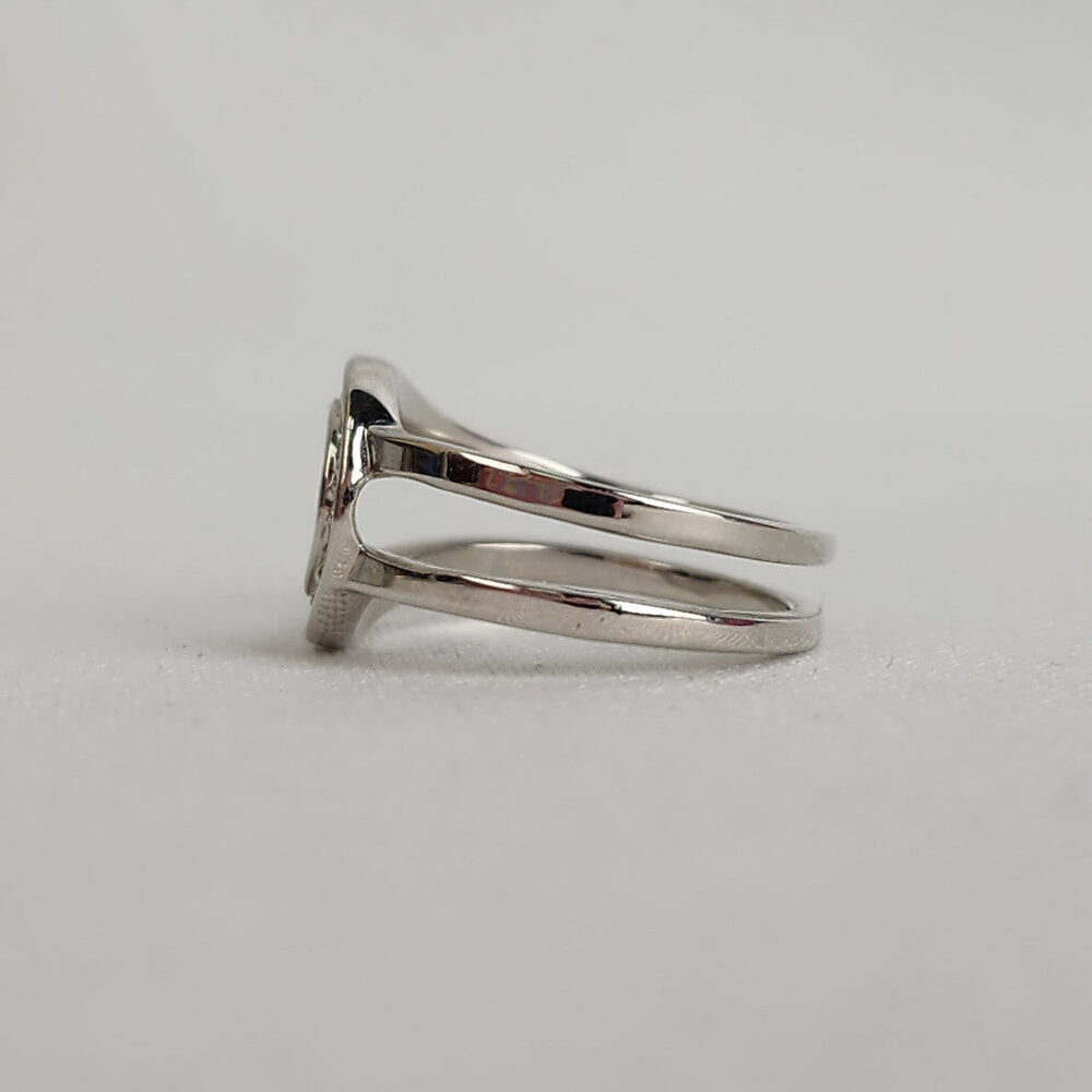 Silver Rhinestone Ring Size 8 - Picture 5 of 8